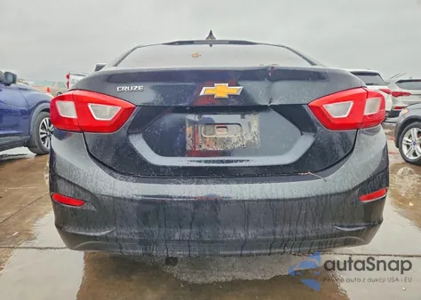 2017 Chevrolet Cruze Ls z USA, uszkodzony, nr VIN 1G1BC5SM7H7134321